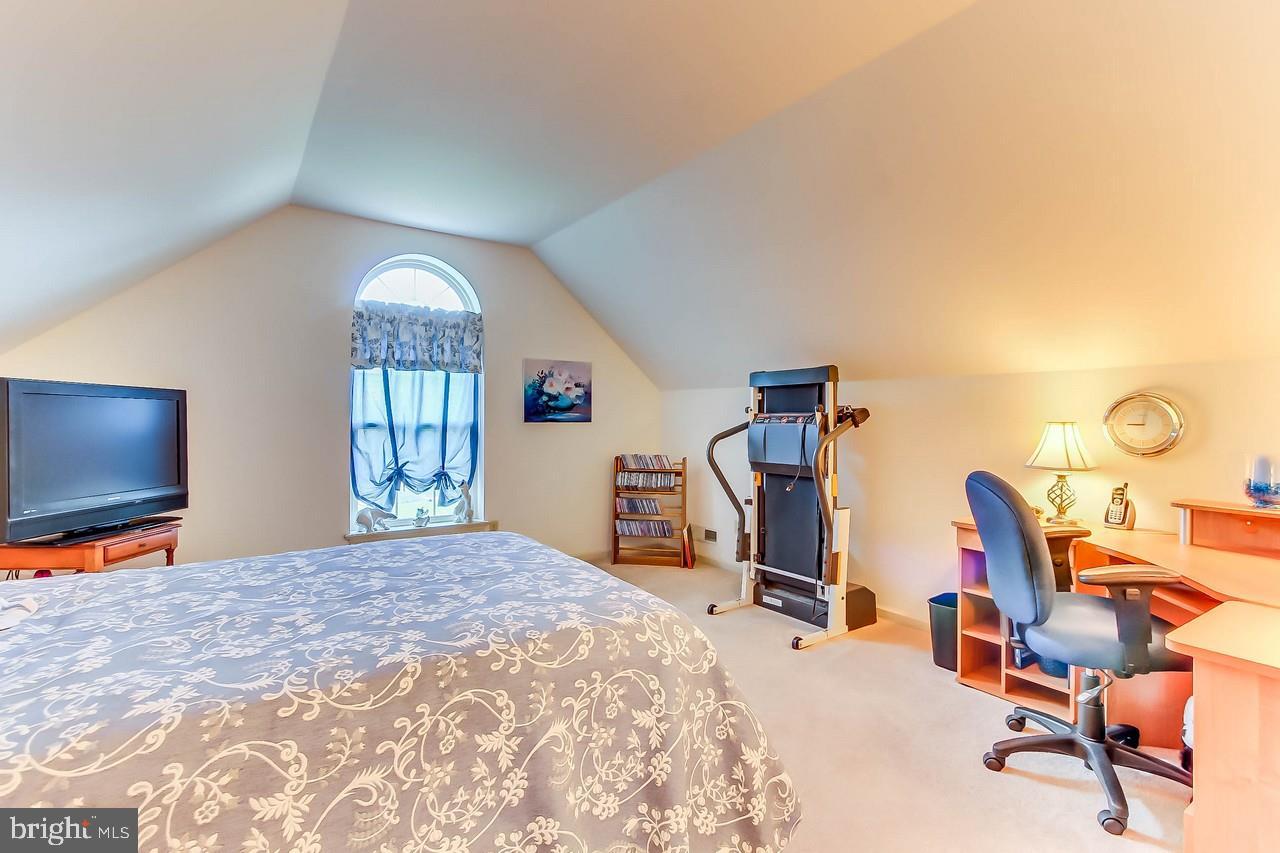 RIVERVIEW ESTATES - Residential