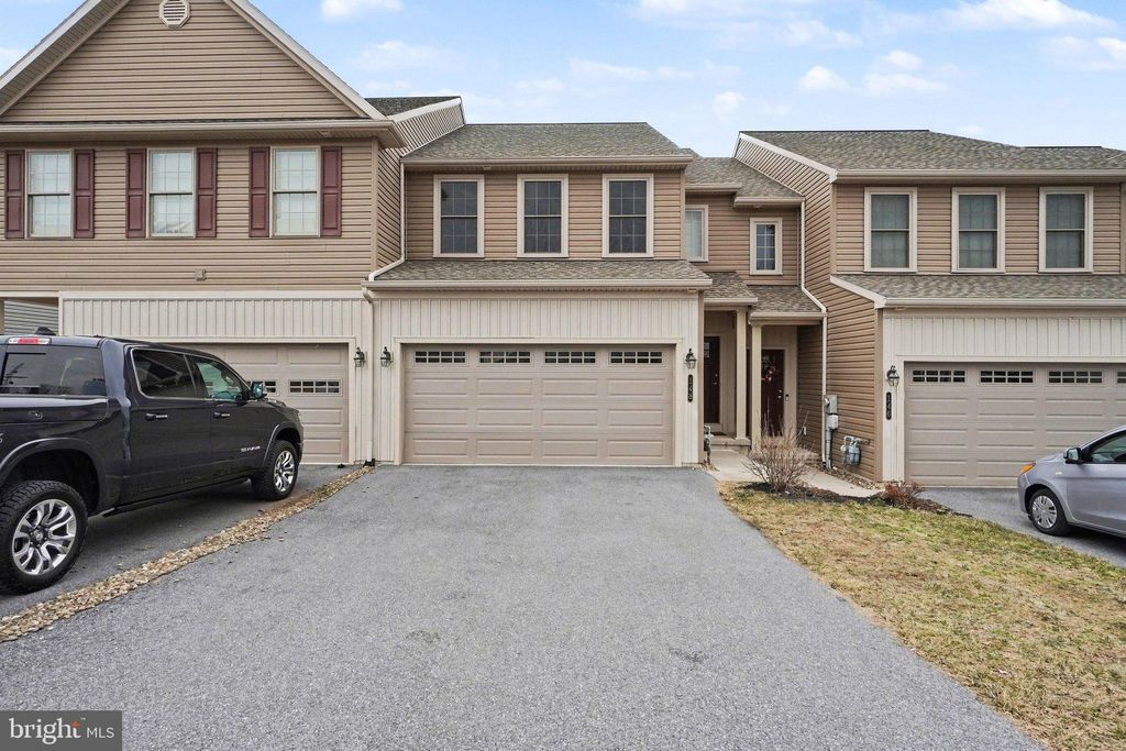 Photo of 148 Sage Boulevard, MIDDLETOWN, PA 17057 (MLS # PADA2056684)