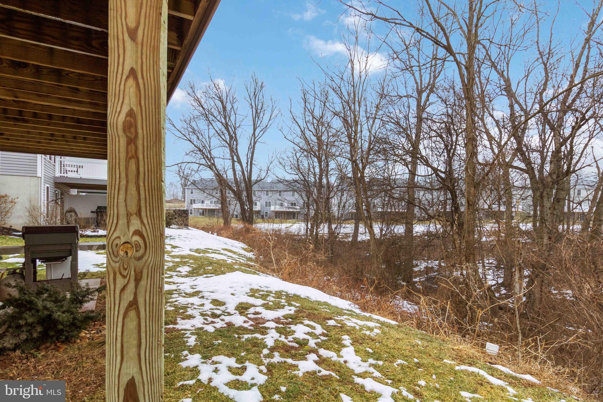 WOODLAND HILLS - Residential