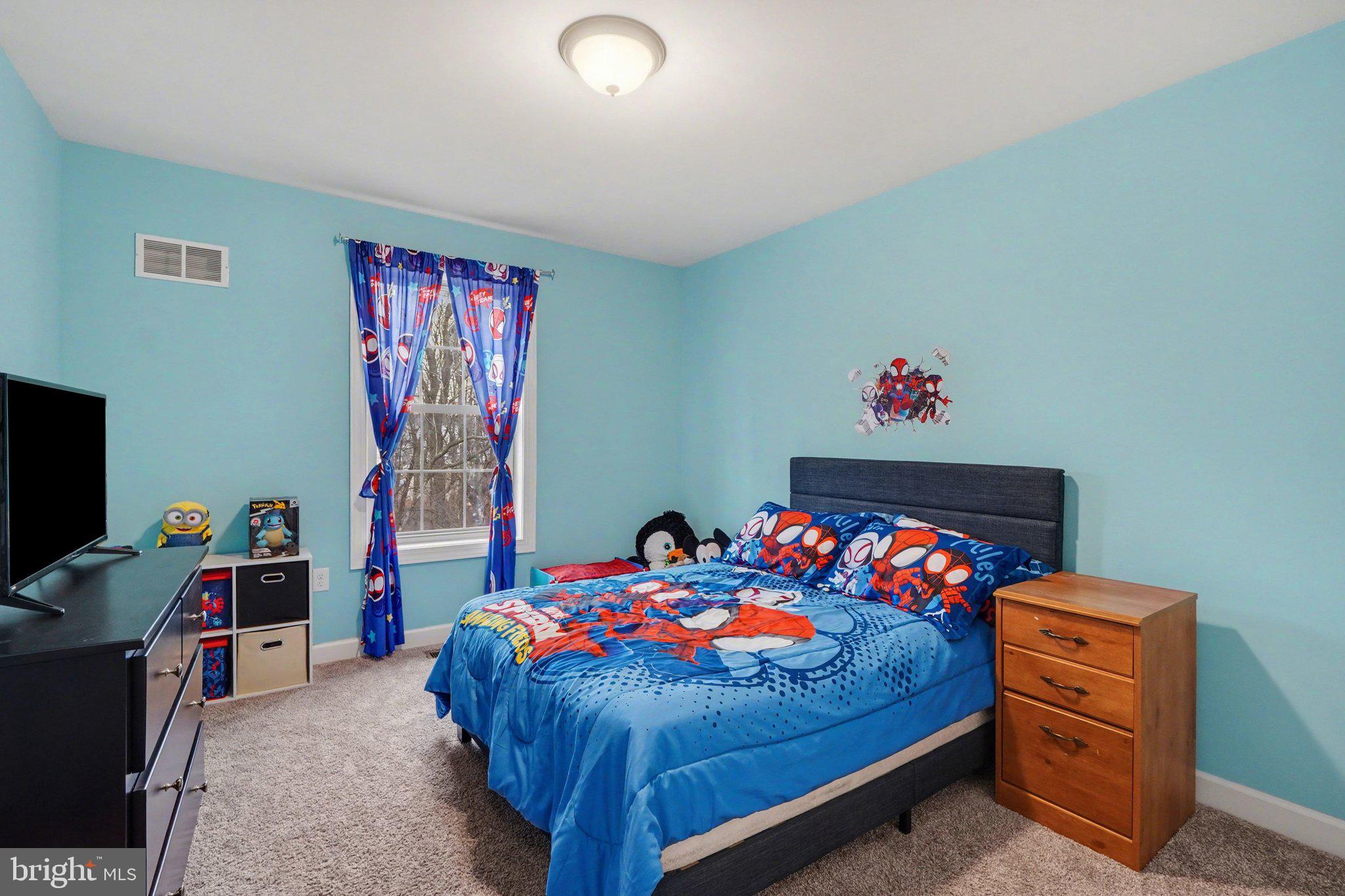 WOODLAND HILLS - Residential