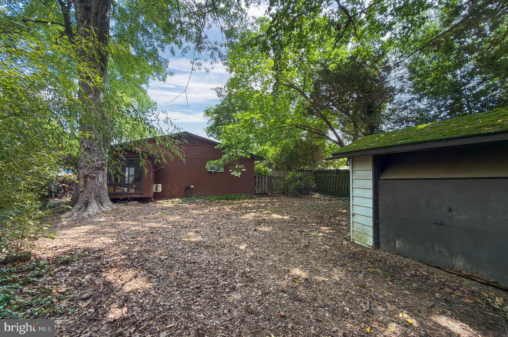 8508 HIGHLAND LANE