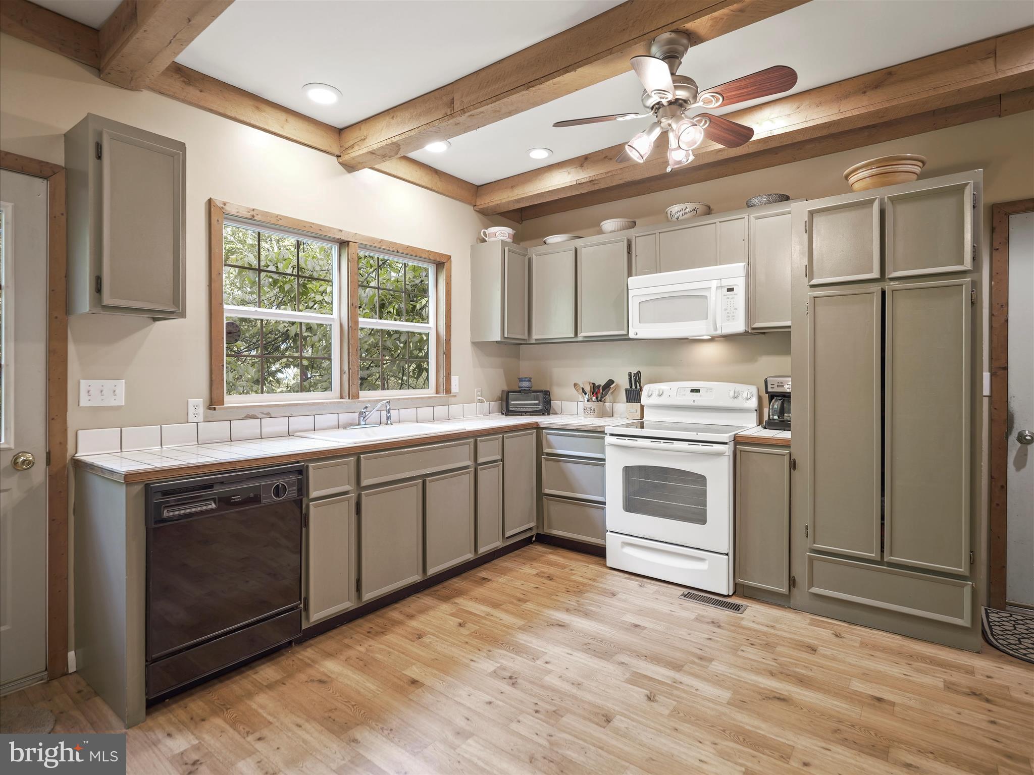 WESTRIDGE HILLS - Residential