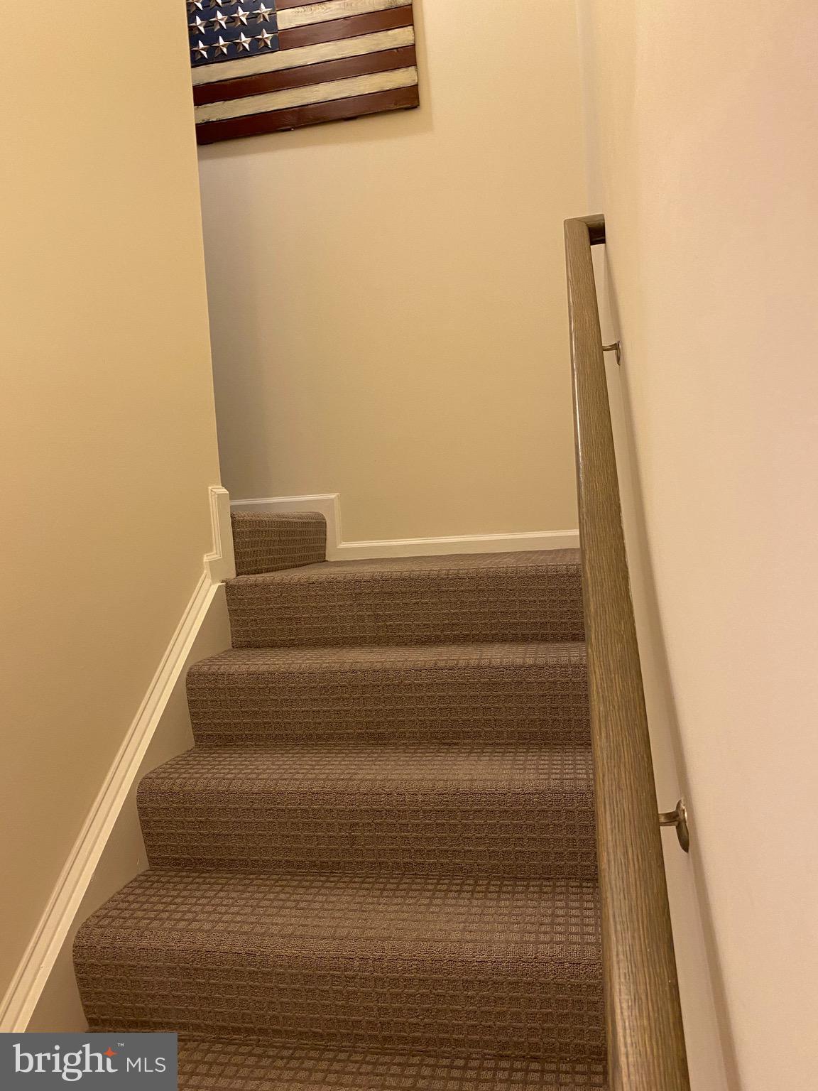 METRO POINTE - Residential