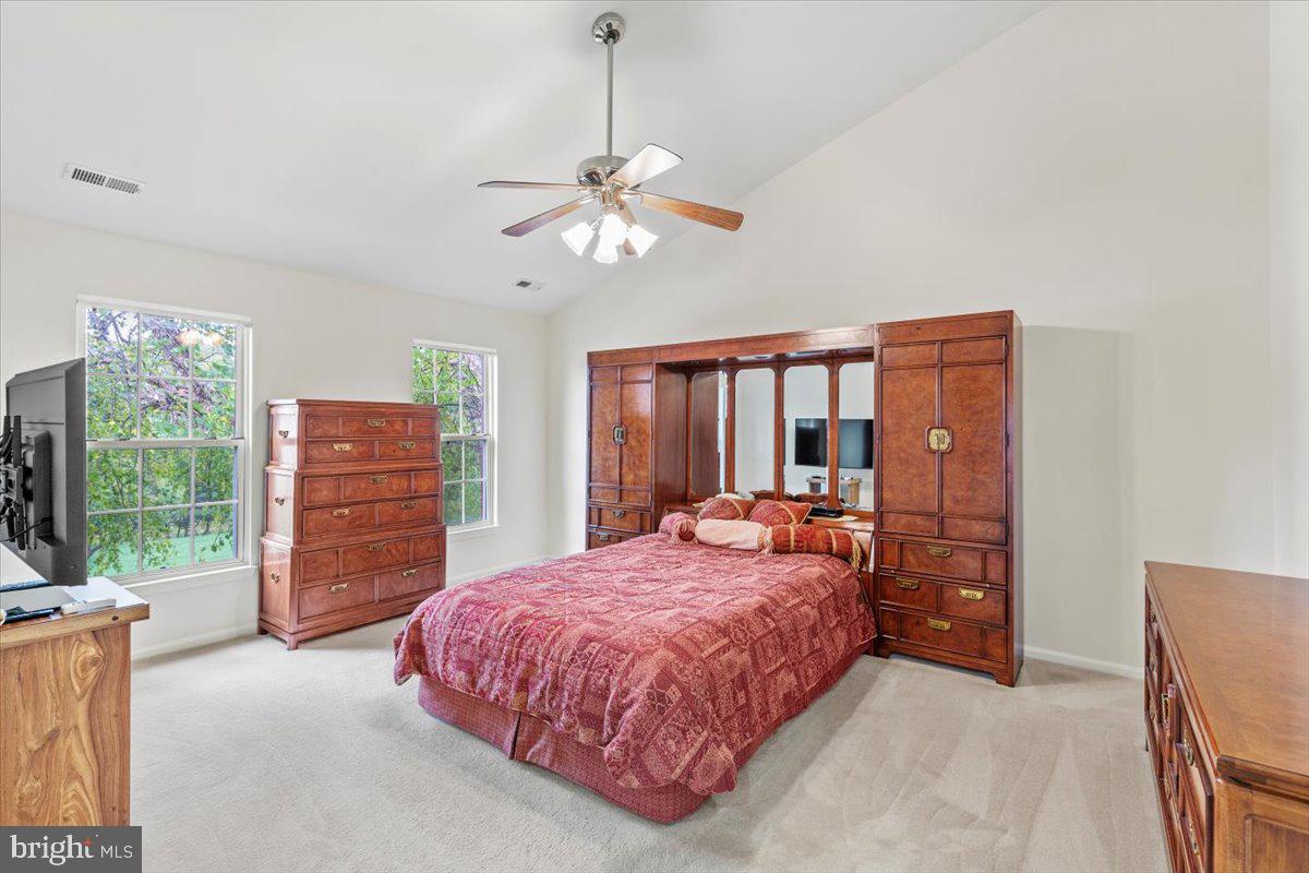 OAKWOOD VILLAGE - Residential