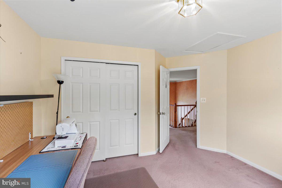 OAKWOOD VILLAGE - Residential