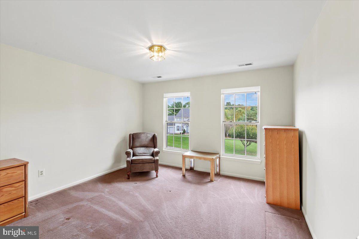 OAKWOOD VILLAGE - Residential