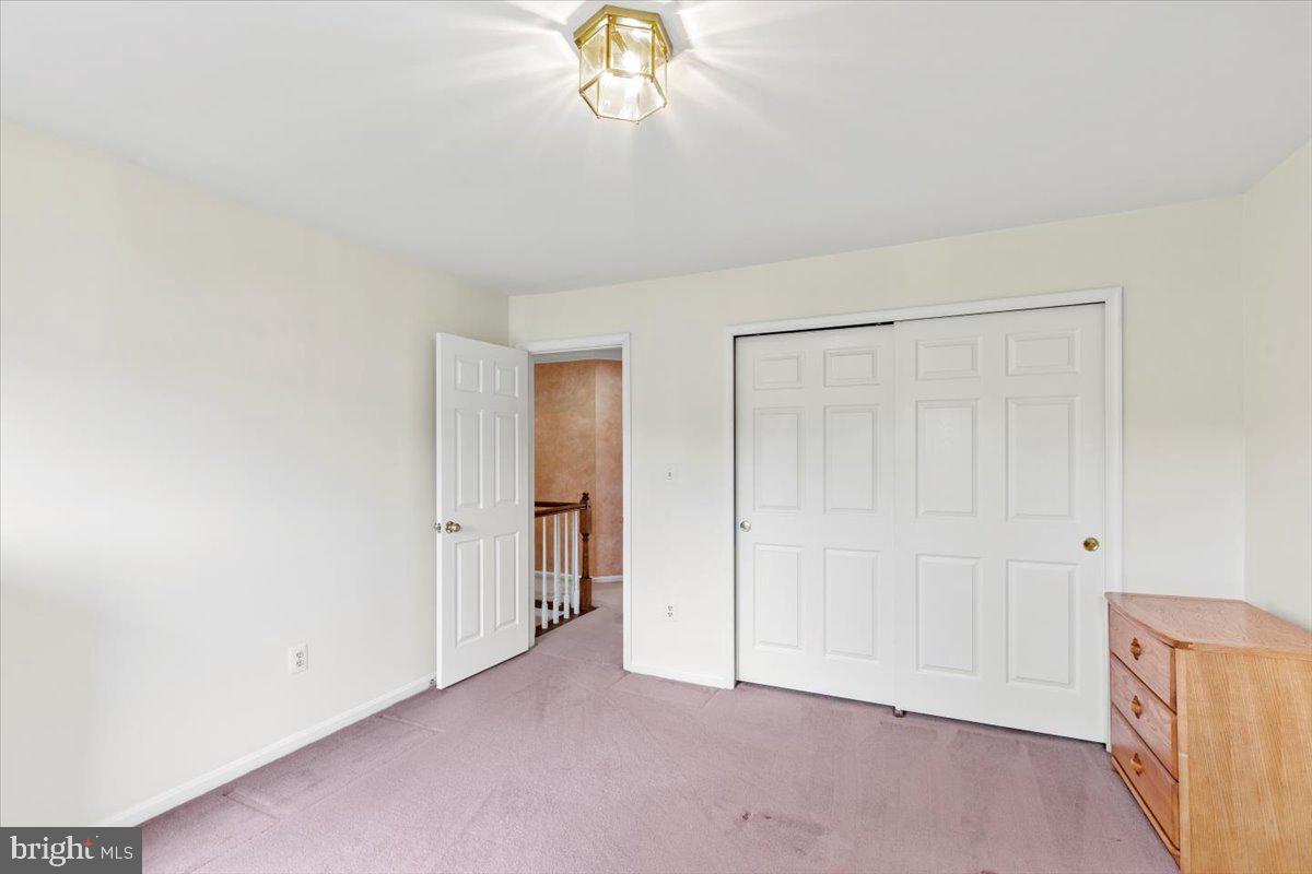 OAKWOOD VILLAGE - Residential