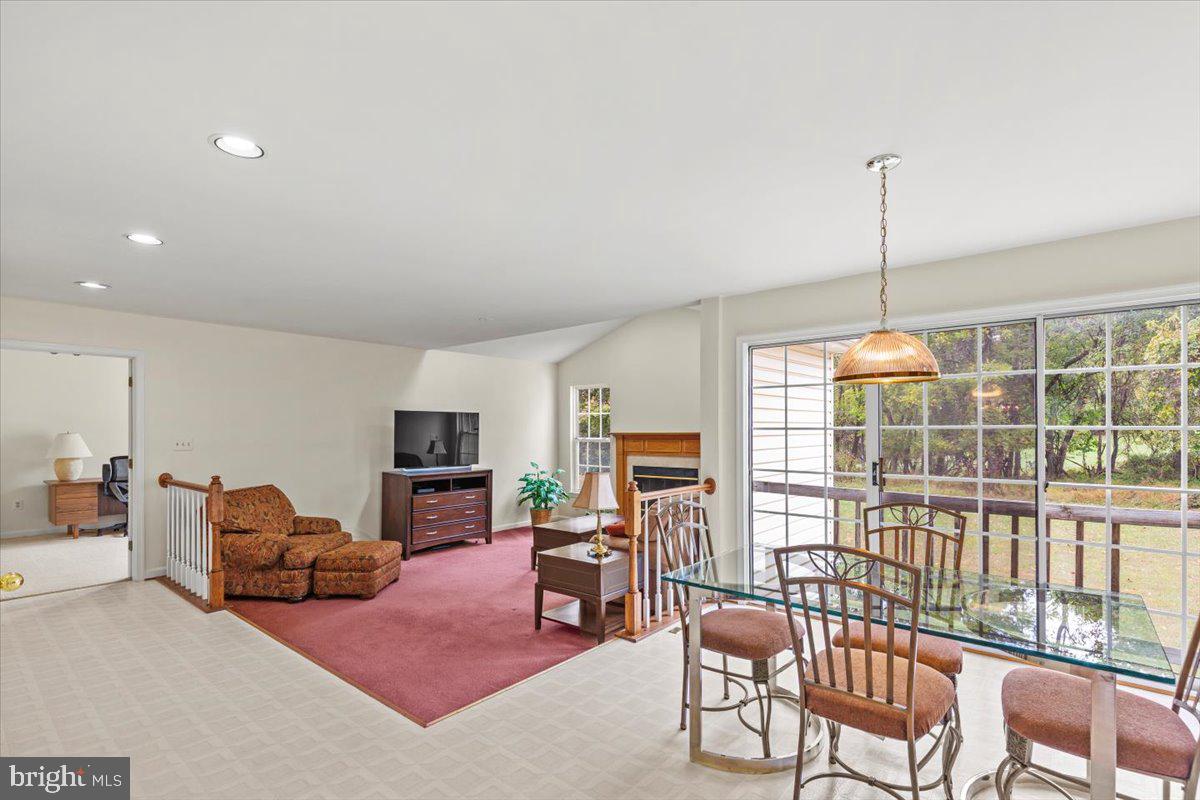 OAKWOOD VILLAGE - Residential