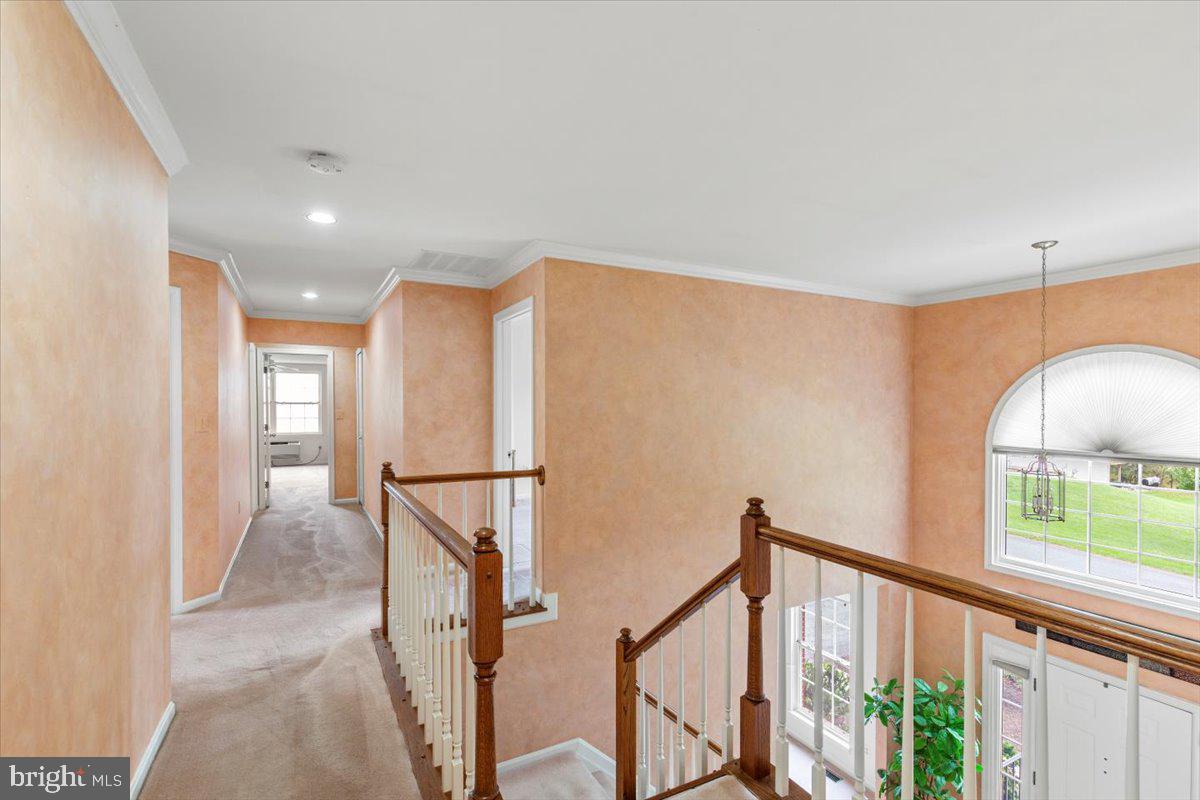 OAKWOOD VILLAGE - Residential