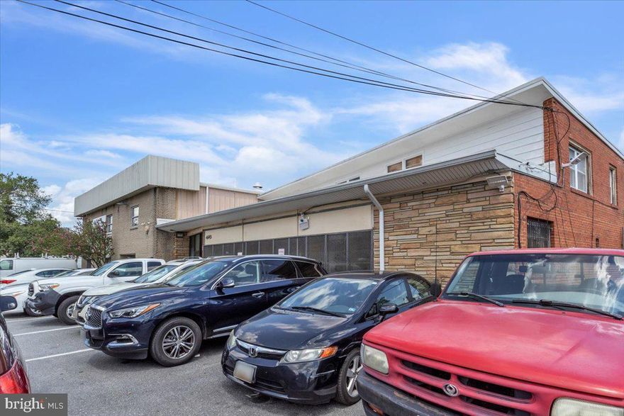 Flex space available for immediate use and occupancy! The space consists of warehouse (1,500 sf. approx. ) on the first floor and office space (900 sf. approx. )  on the second floor with 2 private offices, a conference room, and a reception area. Located at the most desirable Rt.1/Baltimore Ave. location. Easy access to 295/50, 495, all points CBD; located only 1.6 miles from Washington DC.