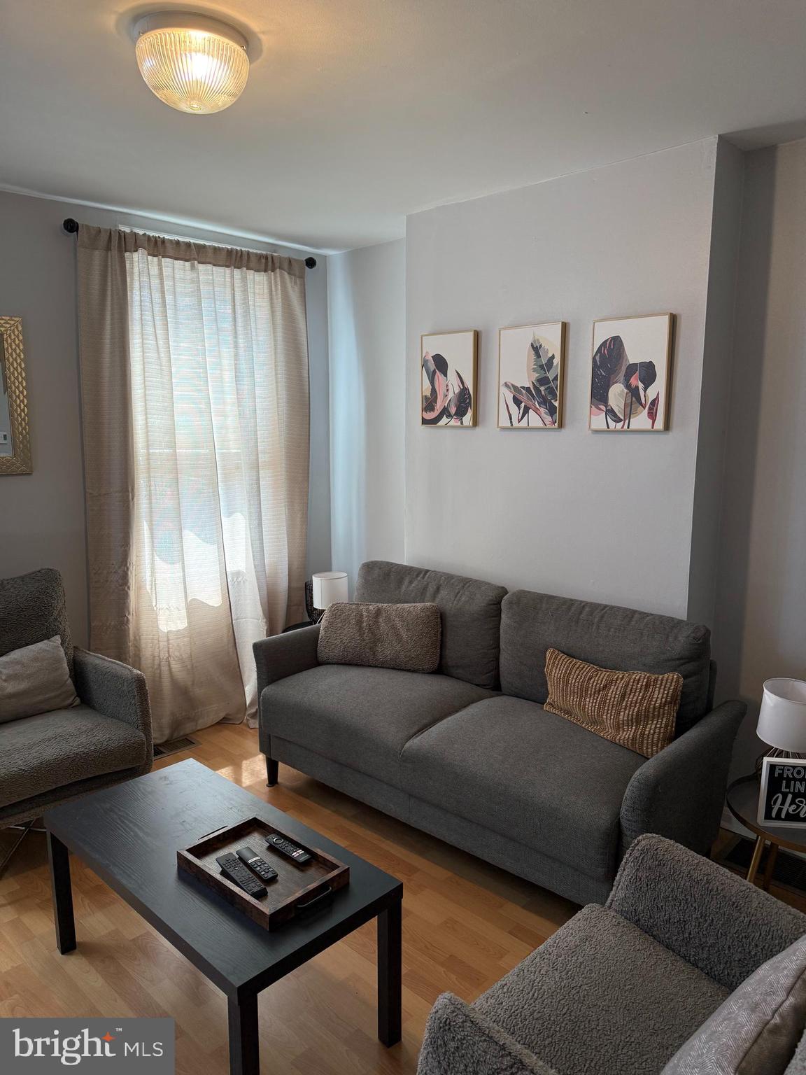 RIVERSIDE PARK - Residential