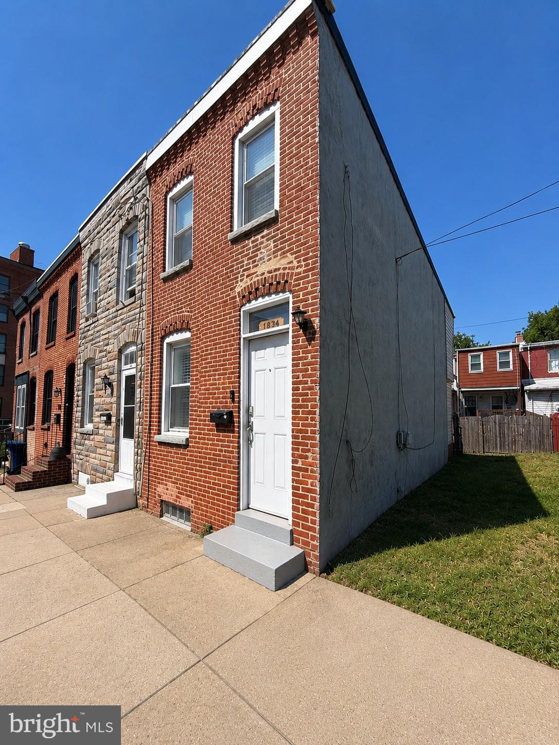 RIVERSIDE PARK - Residential