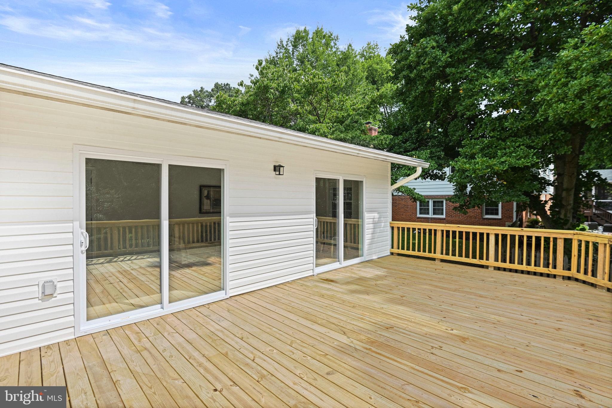 LAKEVALE ESTATES - Residential