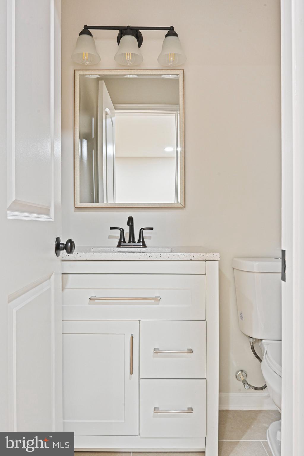 LAKEVALE ESTATES - Residential