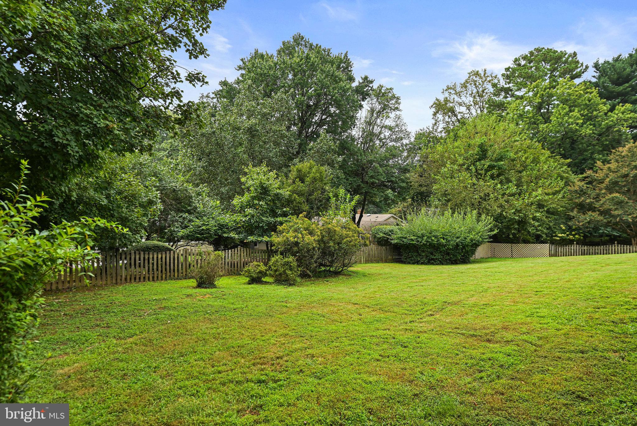 LAKEVALE ESTATES - Residential