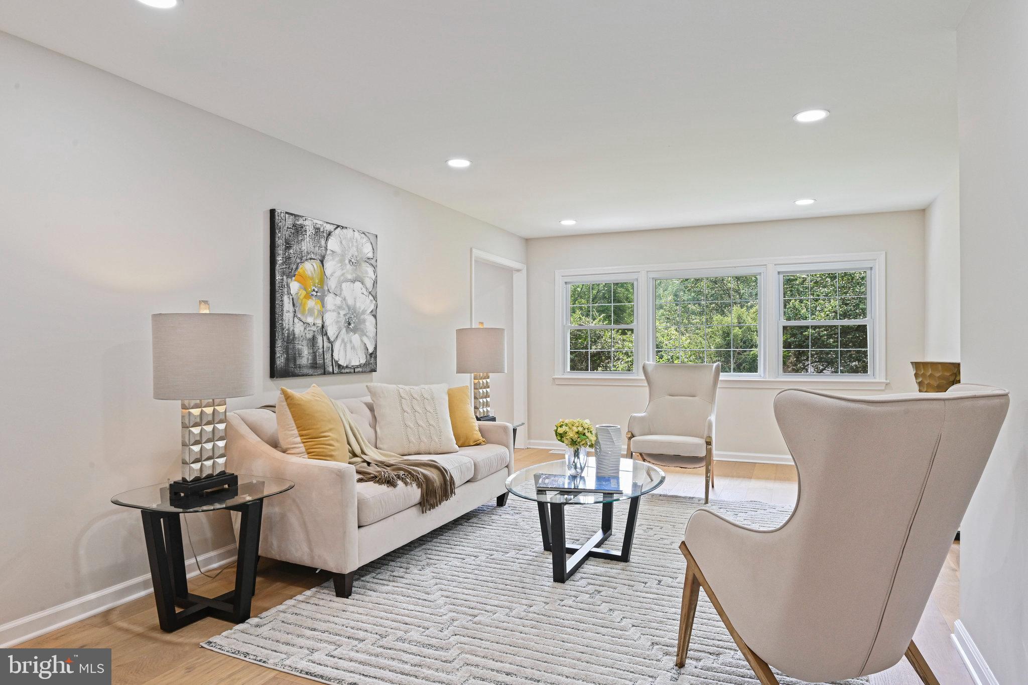 LAKEVALE ESTATES - Residential