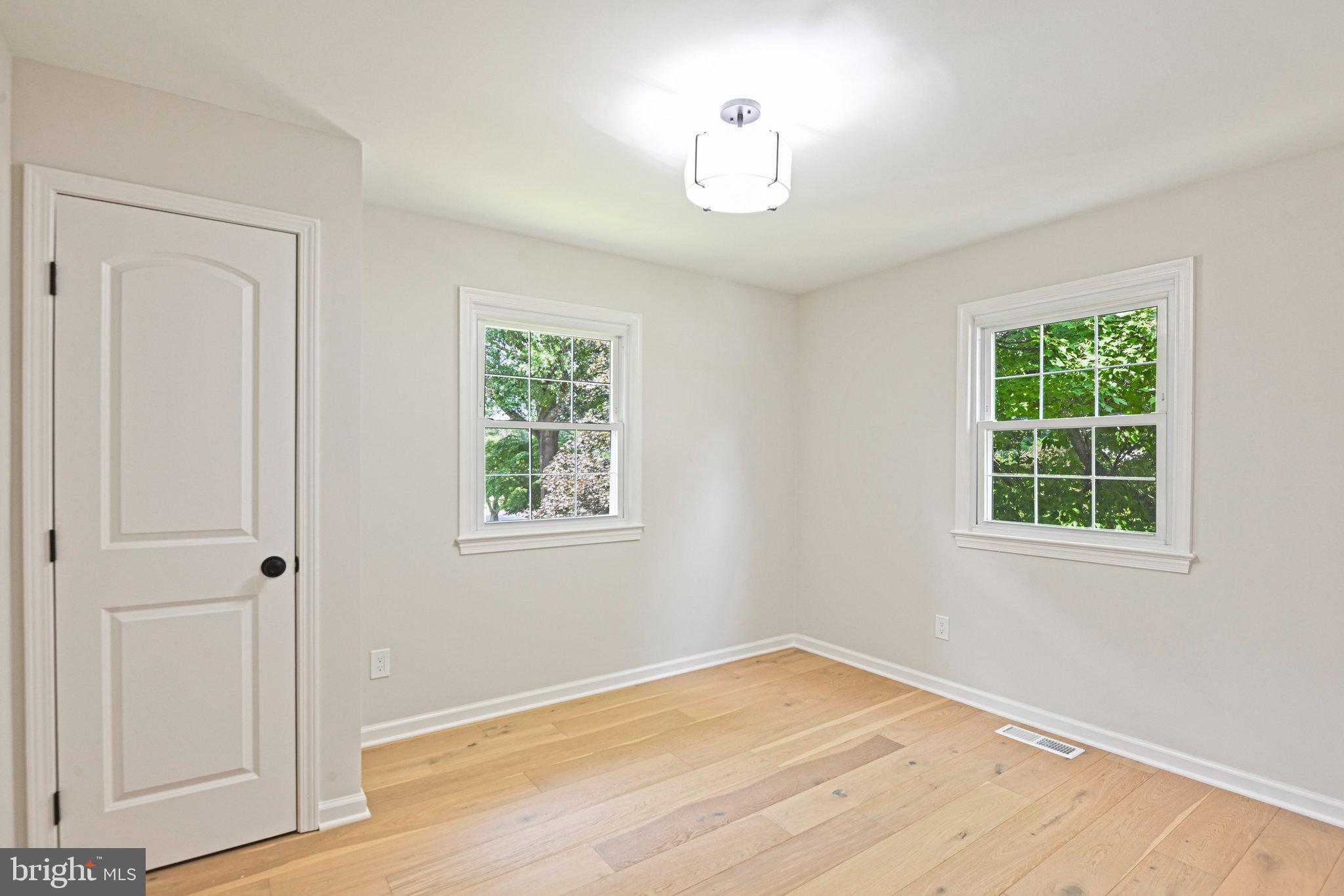 LAKEVALE ESTATES - Residential