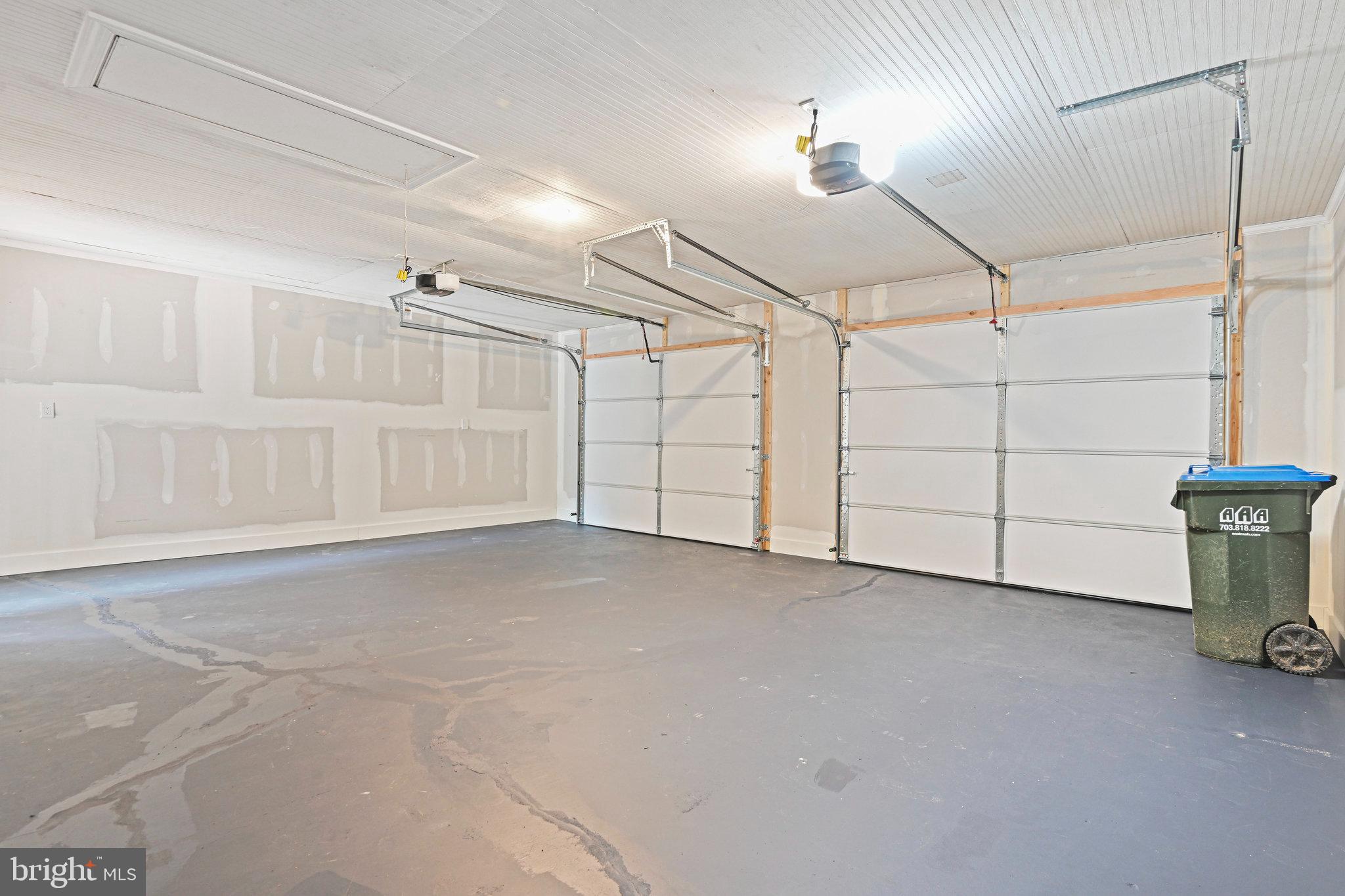 LAKEVALE ESTATES - Residential