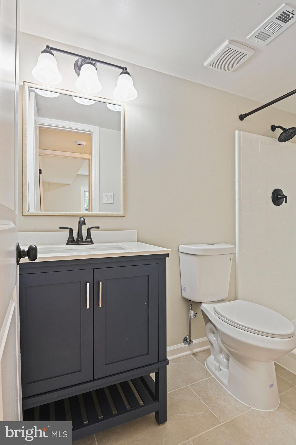 LAKEVALE ESTATES - Residential