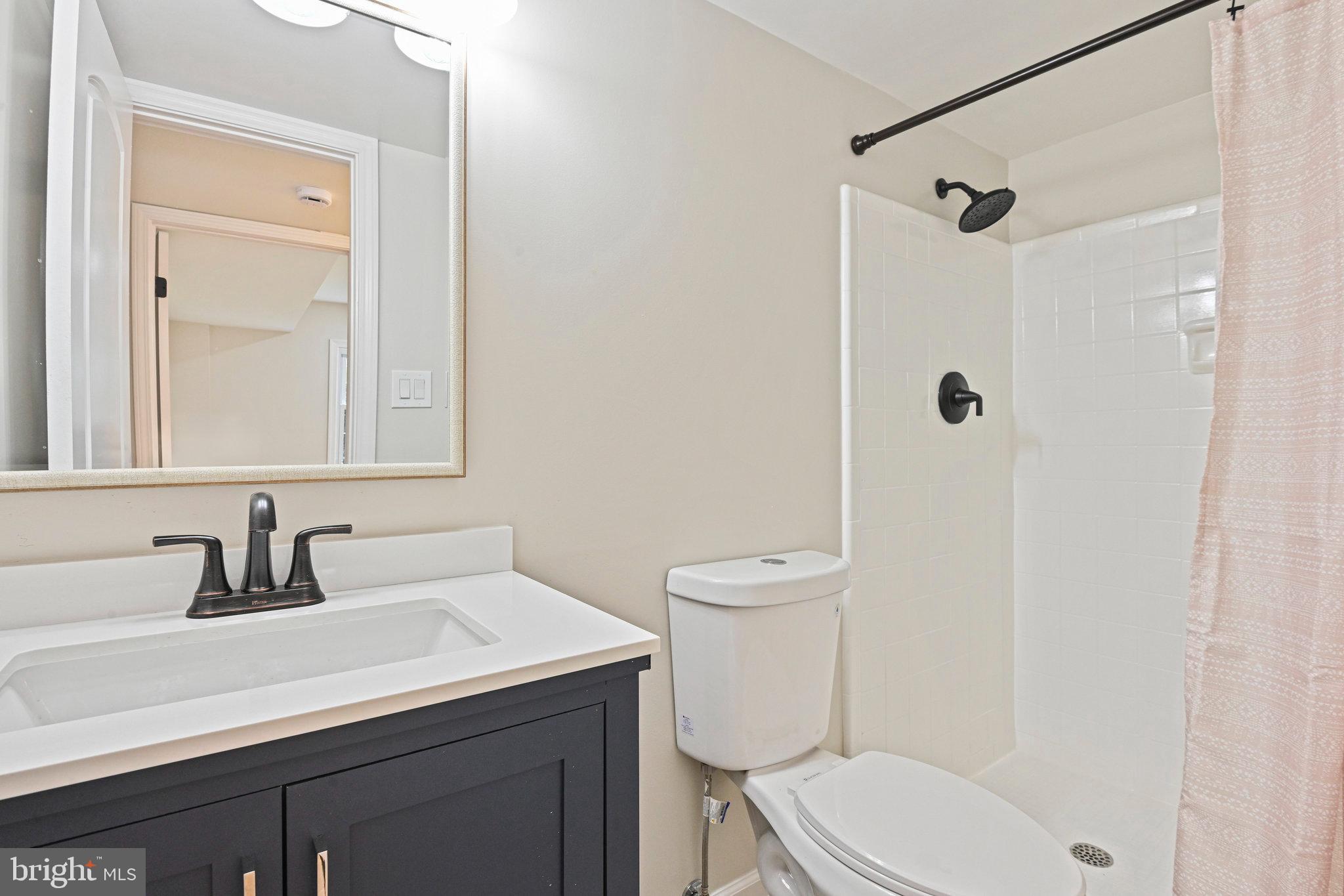 LAKEVALE ESTATES - Residential