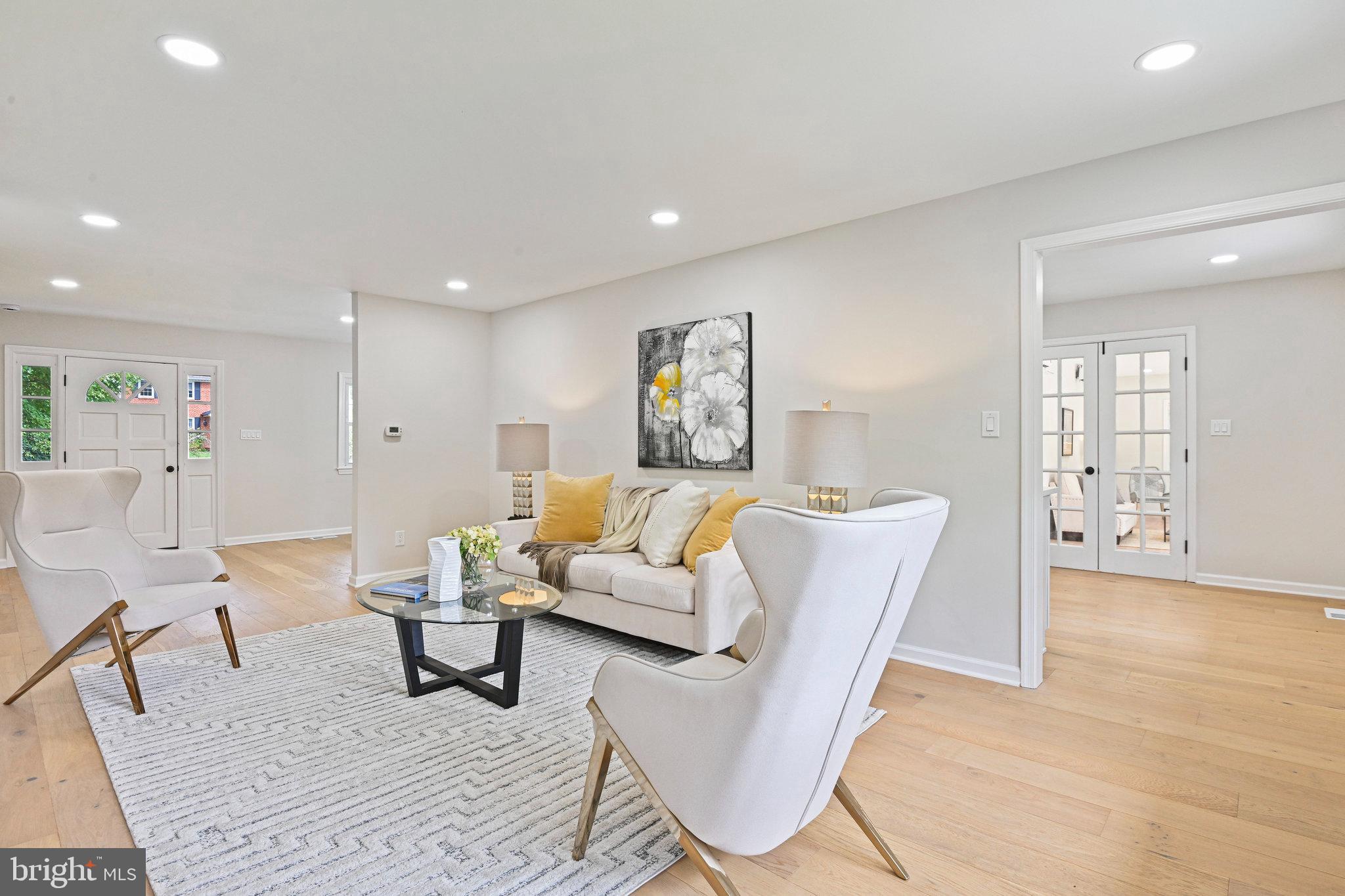 LAKEVALE ESTATES - Residential