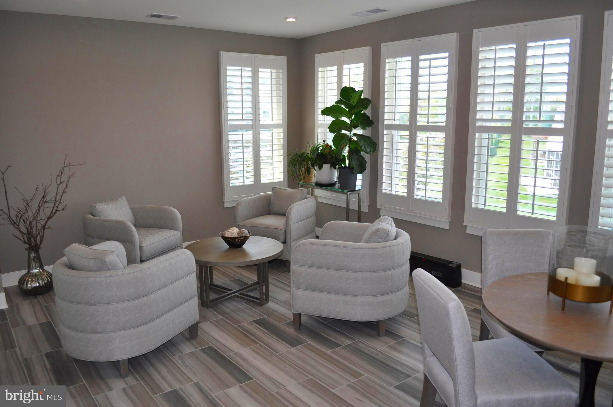 FOUR SEASONS AT KENT ISLAND - Residential