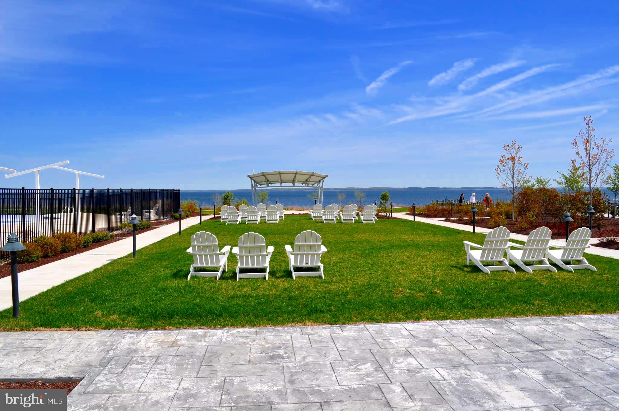 FOUR SEASONS AT KENT ISLAND - Residential