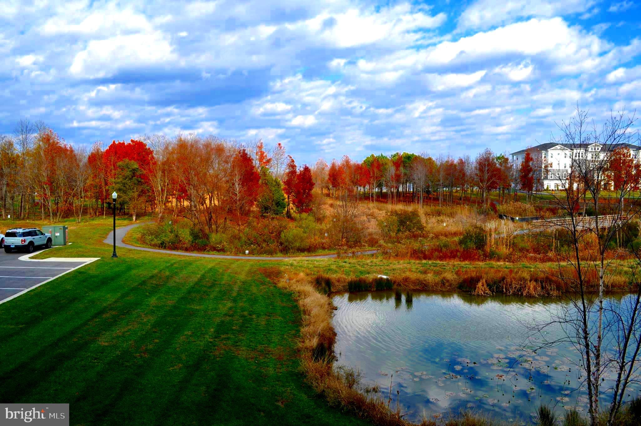 FOUR SEASONS AT KENT ISLAND - Residential