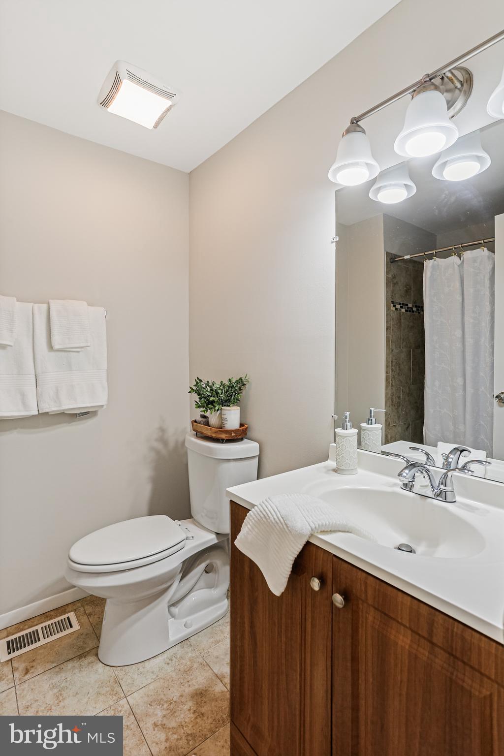 BROOKSHIRE - Residential