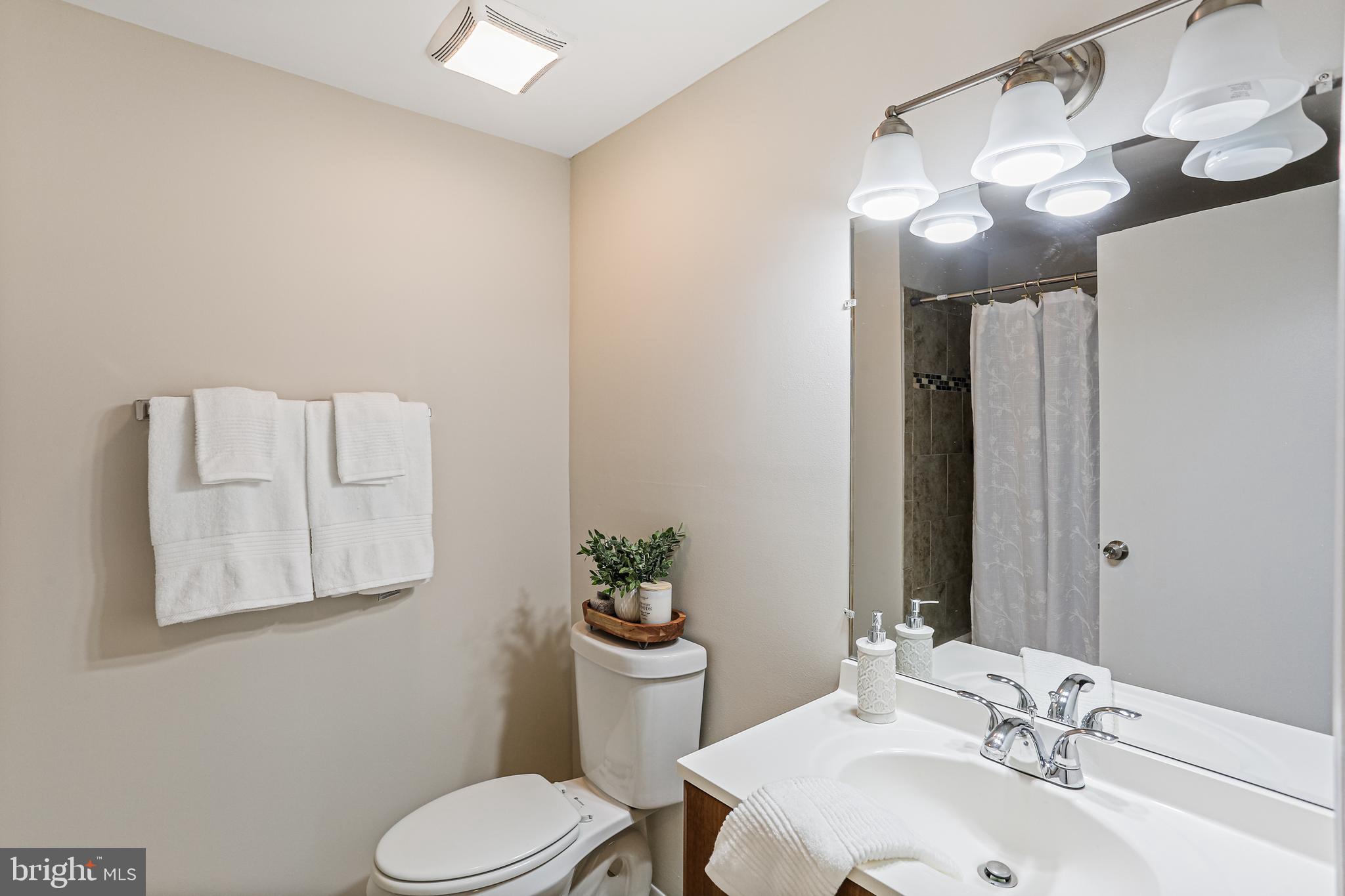 BROOKSHIRE - Residential