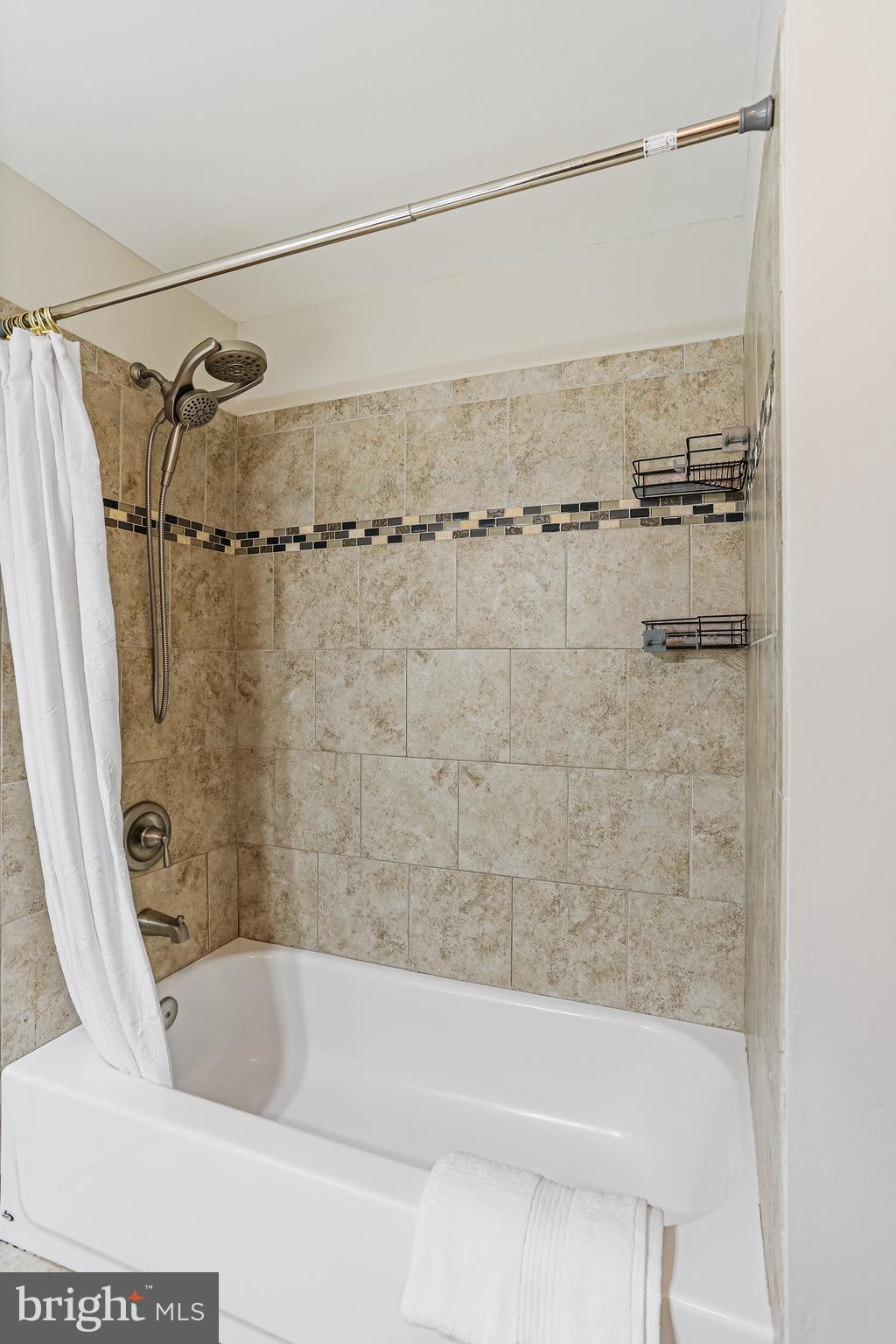 BROOKSHIRE - Residential