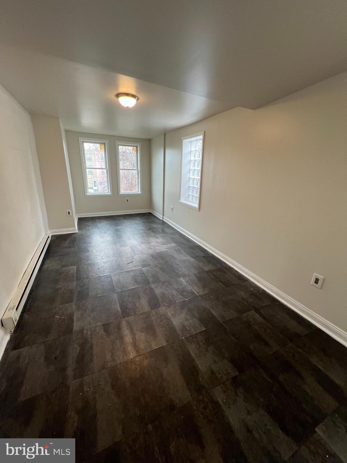 WEST KENSINGTON - Residential