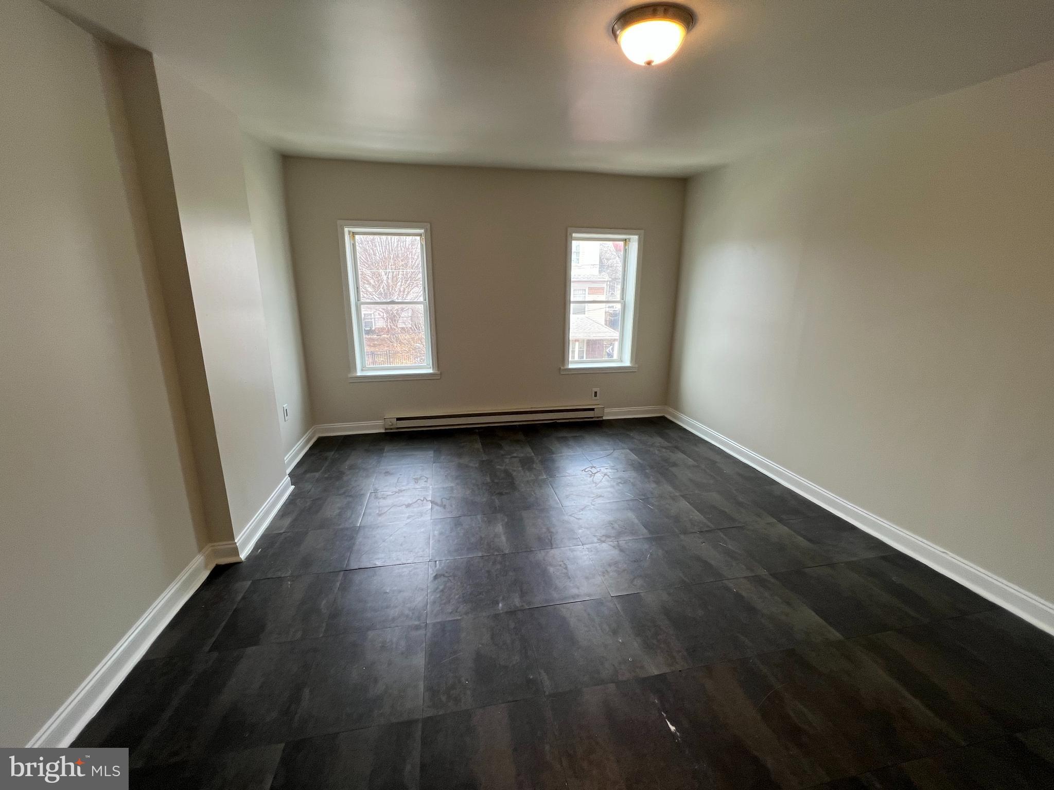 WEST KENSINGTON - Residential