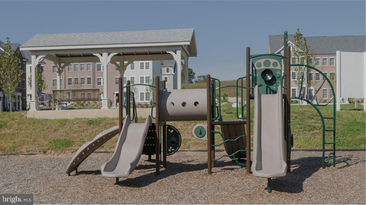 PARKSIDE AT WARFIELD - Residential Lease