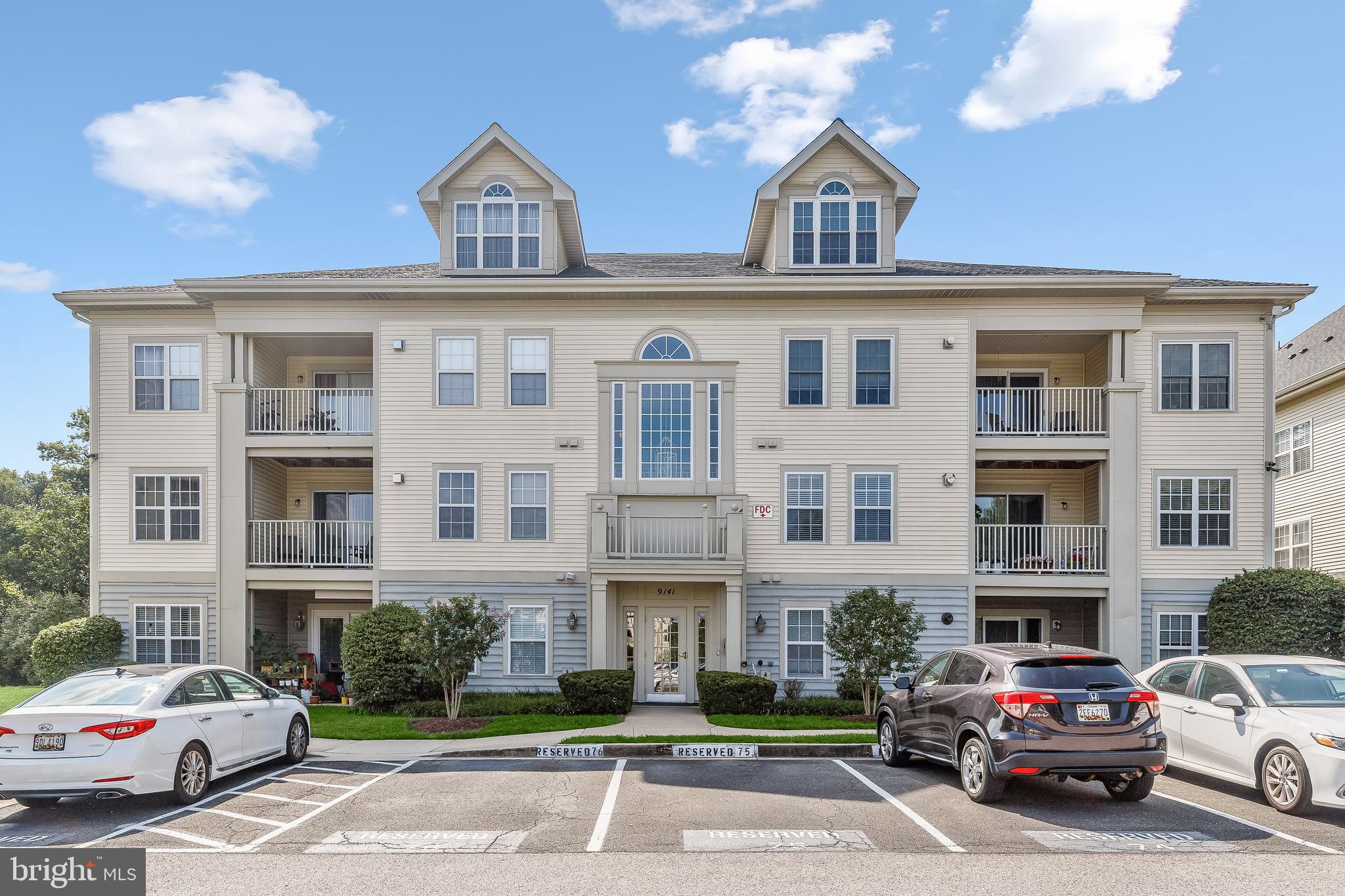 GATEWAY COMMERCE CENTER - Residential Lease