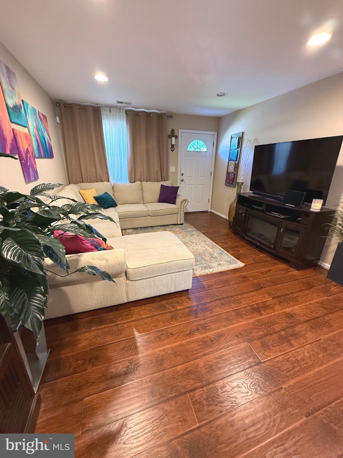 LIBERTY HEIGHTS - Residential