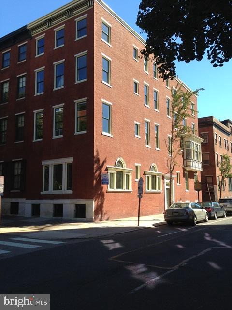 Beautiful 2 bedroom/1 bathroom unit on Delancey Street in Rittenhouse Square! Historic Delancey Street is one of the most popular and sought-after blocks in Philadelphia! This unit features beautiful granite countertops, stainless steel appliances, many windows, and original hardwood flooring throughout. Both washer and dryer are located inside of the unit. In walking distance from great restaurants, entertainment and high-end shopping in Center City Philadelphia! Also in close proximity to UPenn & Drexel!