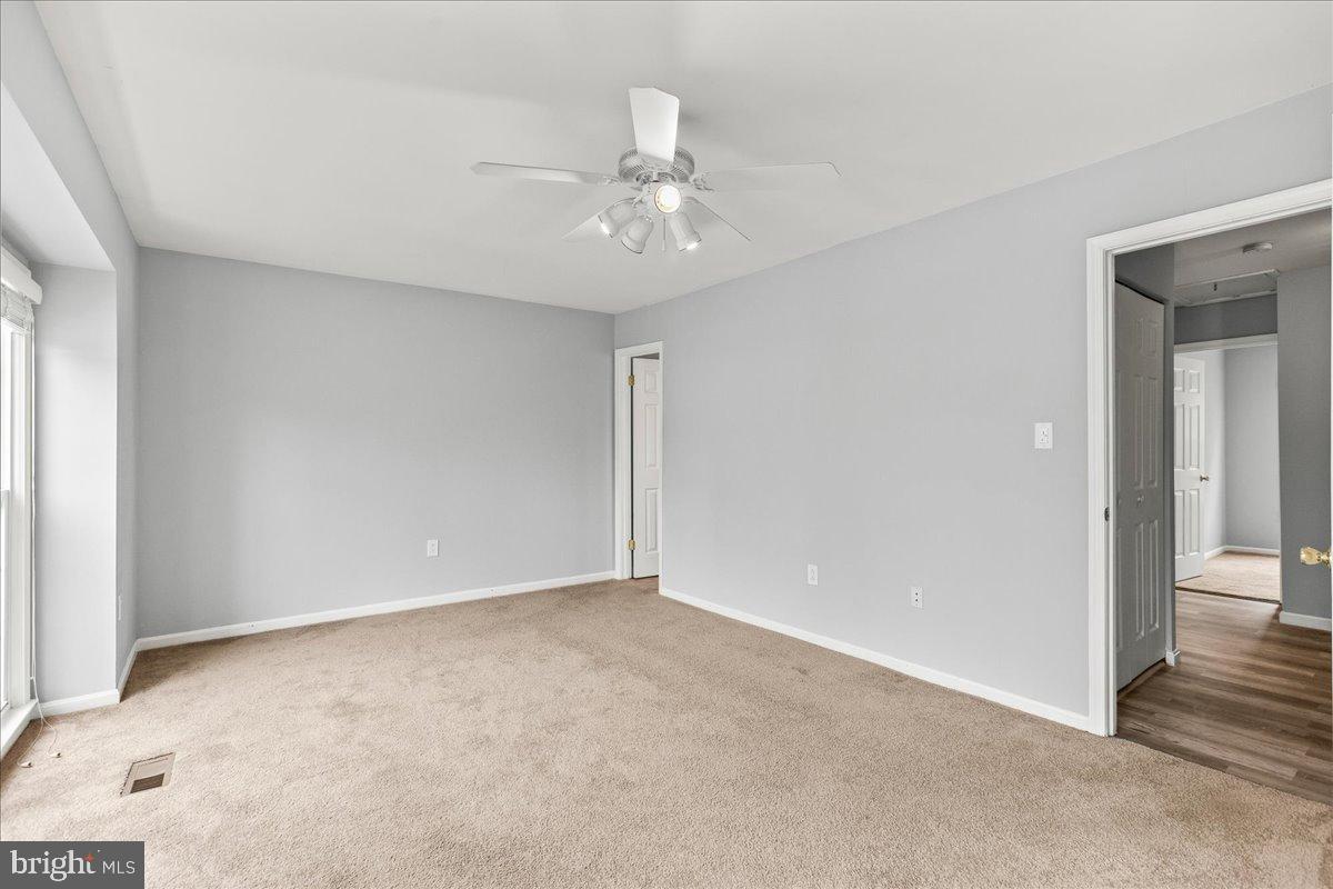 LAKE RIDGE - Residential