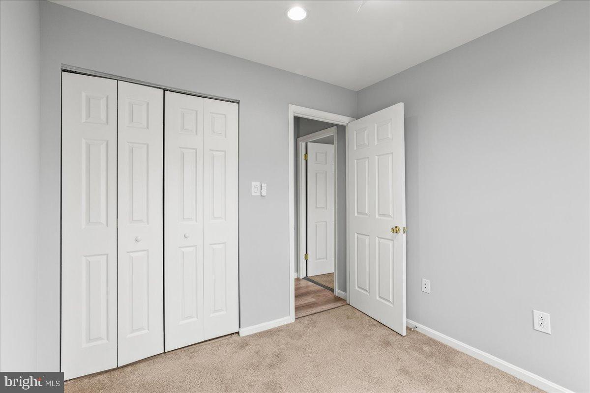 LAKE RIDGE - Residential