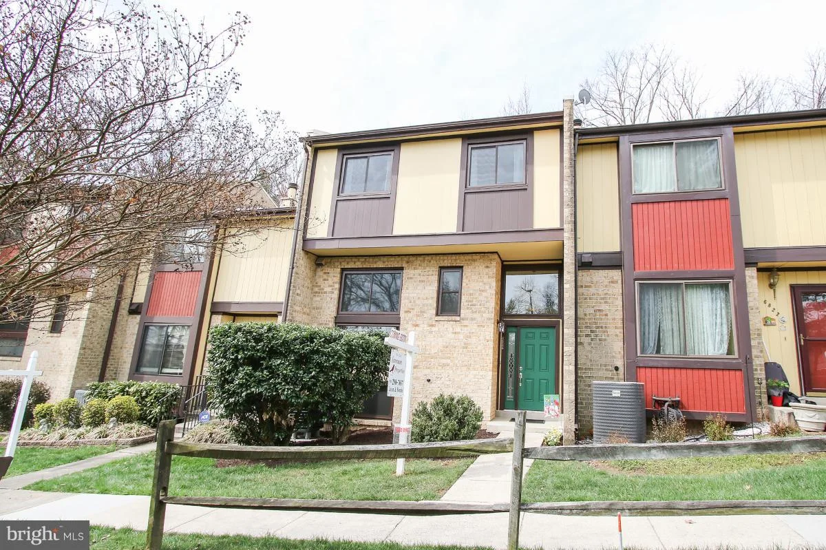 6824 Deer Run Drive, Alexandria, VA 22306