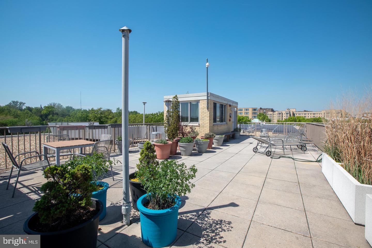 4600 CONNECTICUT AVENUE NW 211