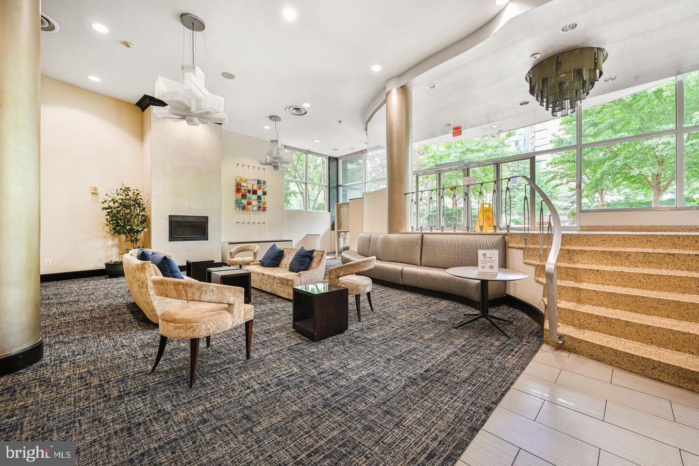 4600 CONNECTICUT AVENUE NW 211