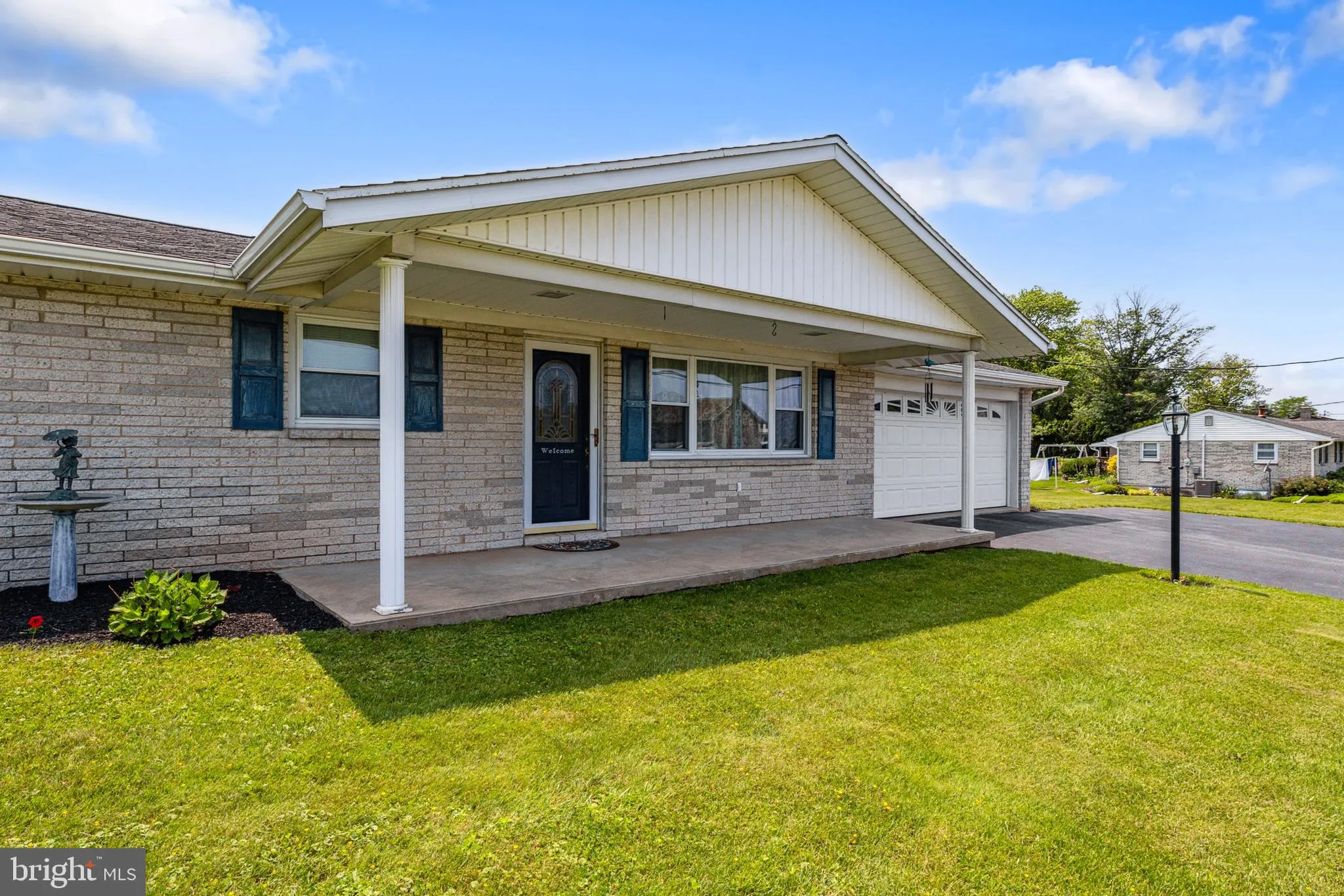 Manchester, Pennsylvania 17345, United States, 3 Bedrooms Bedrooms, ,1 BathroomBathrooms,Residential,Pending,143723