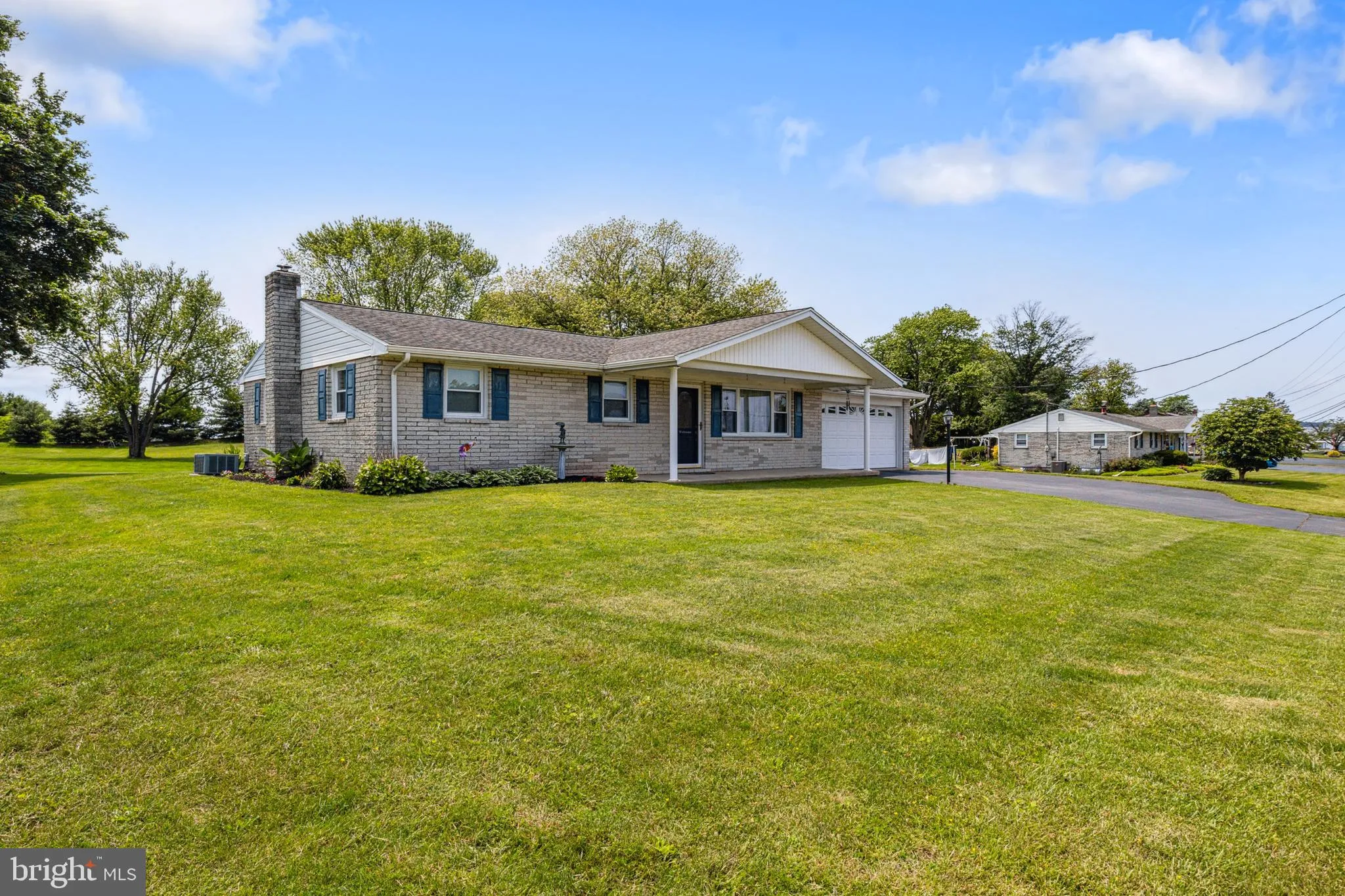 Manchester, Pennsylvania 17345, United States, 3 Bedrooms Bedrooms, ,1 BathroomBathrooms,Residential,Pending,143723