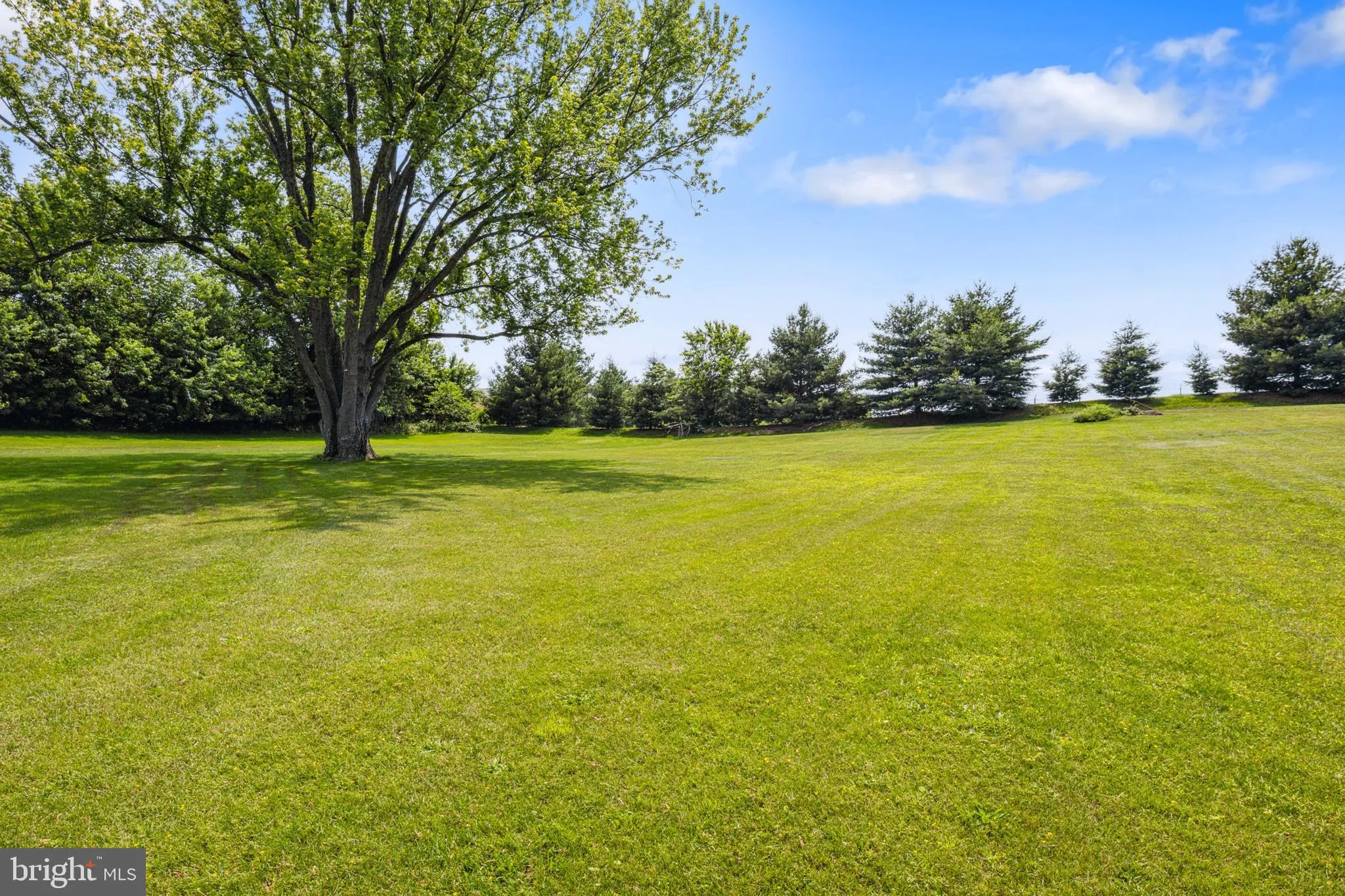 Manchester, Pennsylvania 17345, United States, 3 Bedrooms Bedrooms, ,1 BathroomBathrooms,Residential,Pending,143723