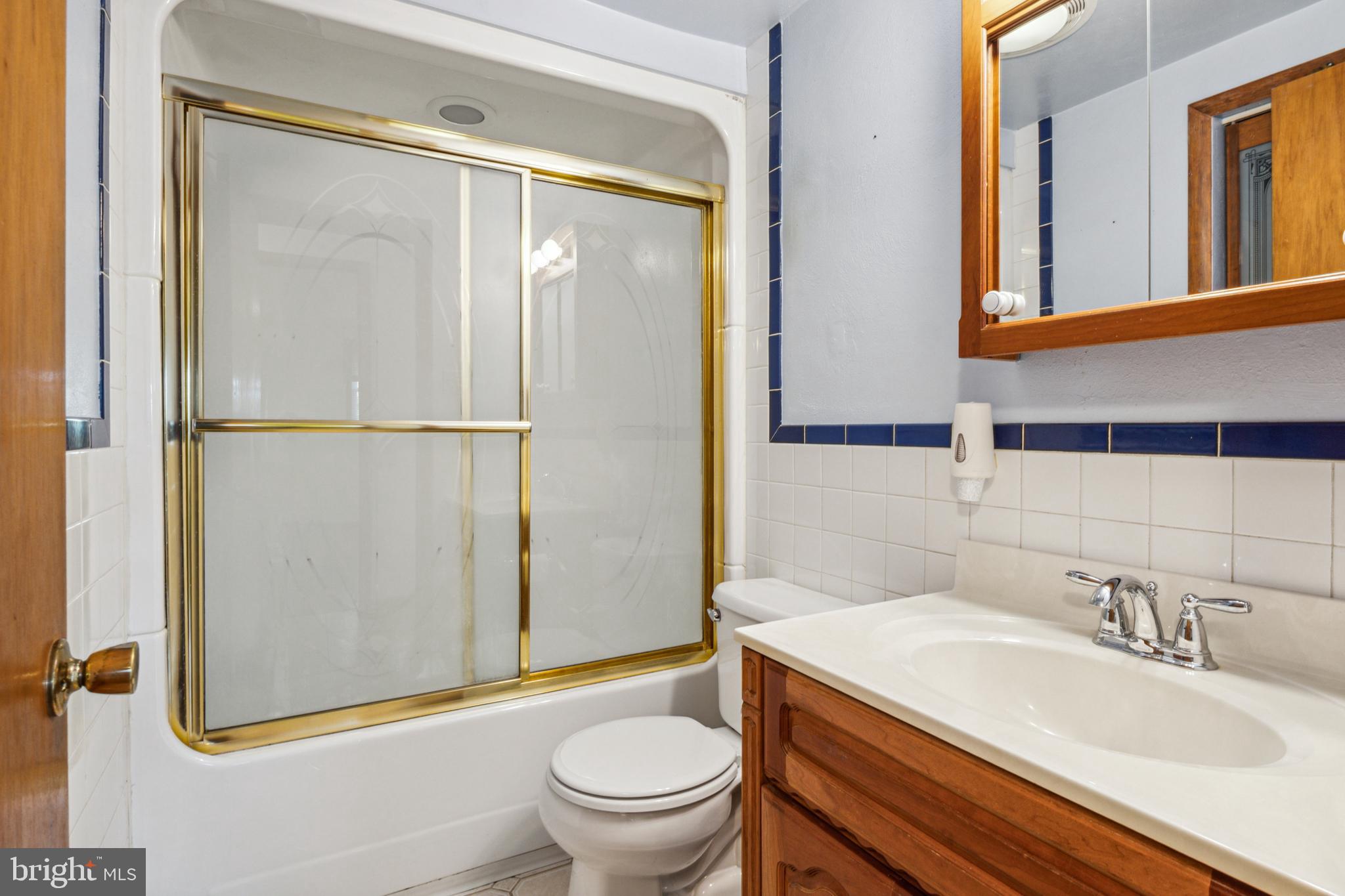 EAST MANCHESTER - Residential