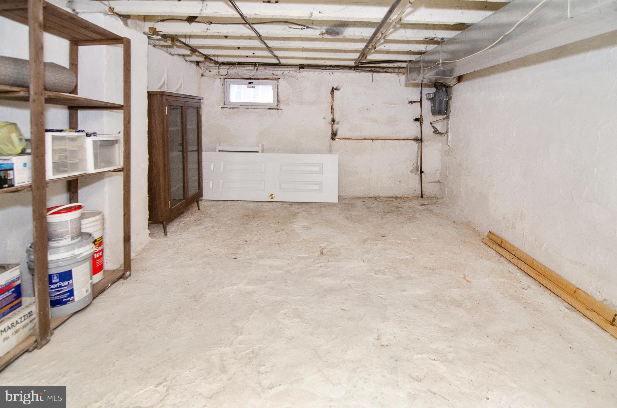 RIVERSIDE - Residential Lease