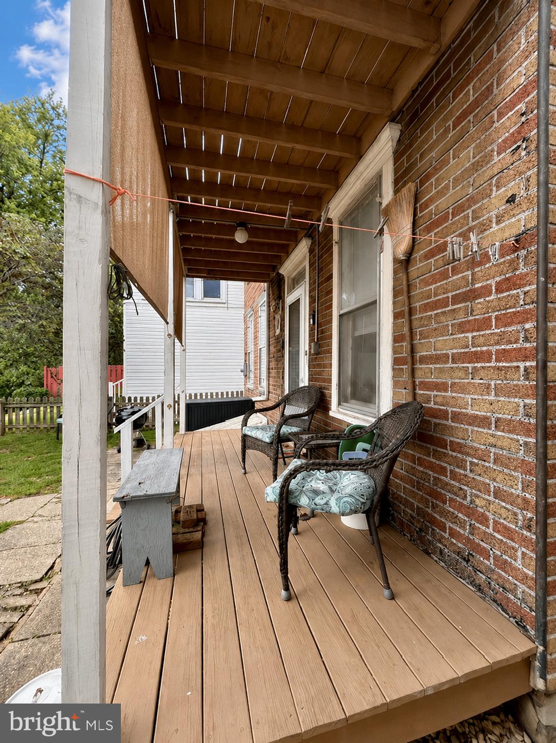 118 W SECOND STREET