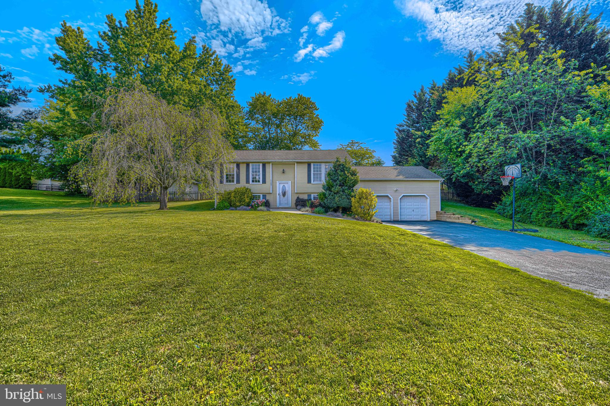 1104 MARTINEZ DRIVE