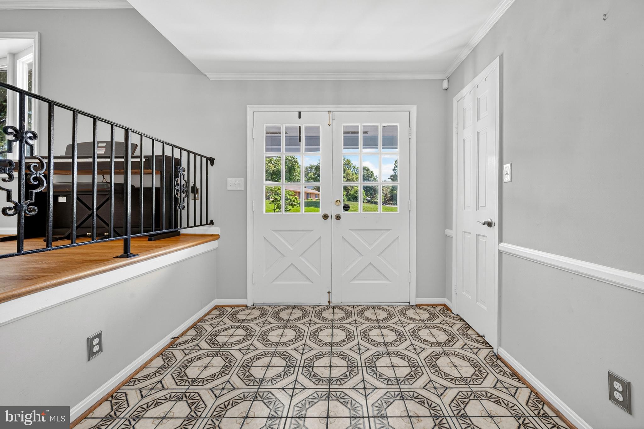 3914 RIVE DRIVE